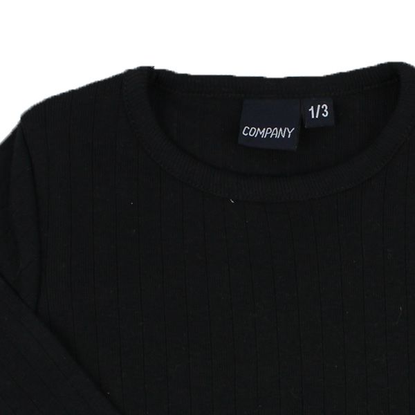 Company. Baby ribbluse i sort, udsnit