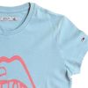 Tommy Hilfiger. Dueblå t-shirt med abstrakt print, ærme