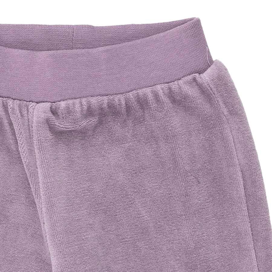 Fixoni. Baby velourbuks i støvet lilla, udsnit