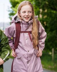 Kattnakken - Regnjakke - Parkacoat - Lys Lavendel - Lifestyle - Glad skolepige