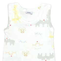 Petit Bateau. Hvid body uden ærmer med små røde hjerter, udsnit