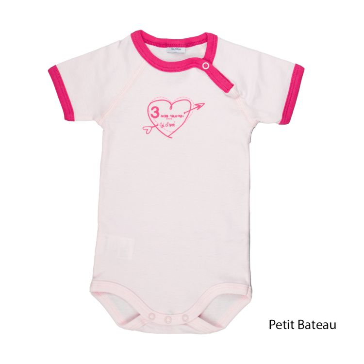 Petit Bateau. Lyserød body med hjerteprint