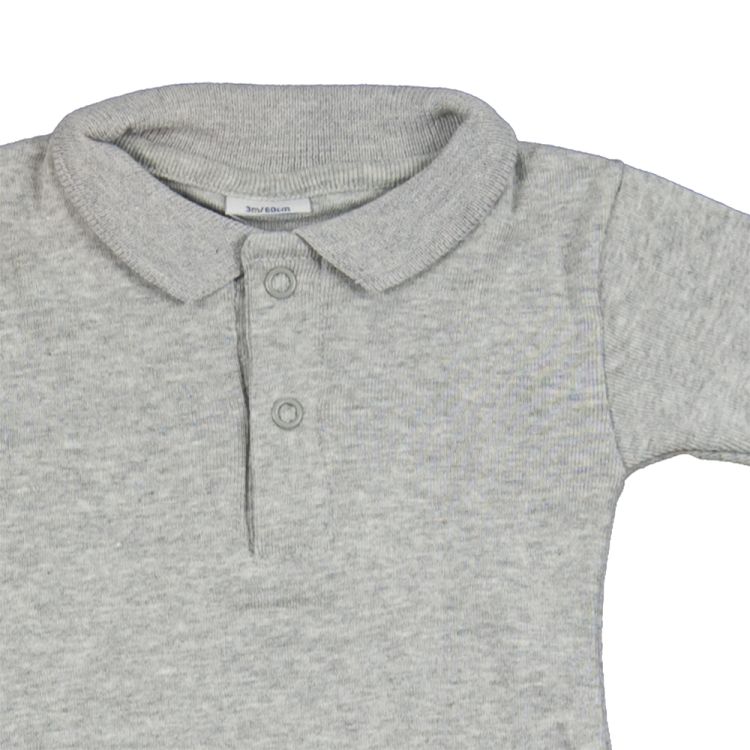 Petit Bateau. Kortærmet grå polobody, udsnit