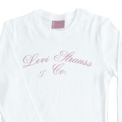 Levi's hvid langærmet t-shirt. Udsnit